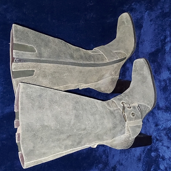 Bryce women's heeled boot. - Picture 2 of 5